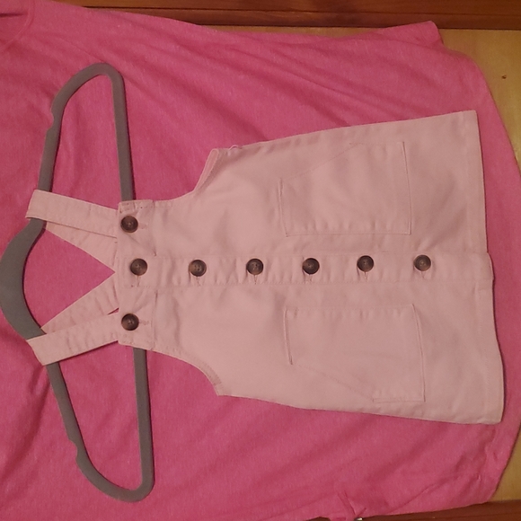 Girl's Dress 2/$15-  3/$20- Minimun of 2/$15- til gone... - Picture 1 of 8